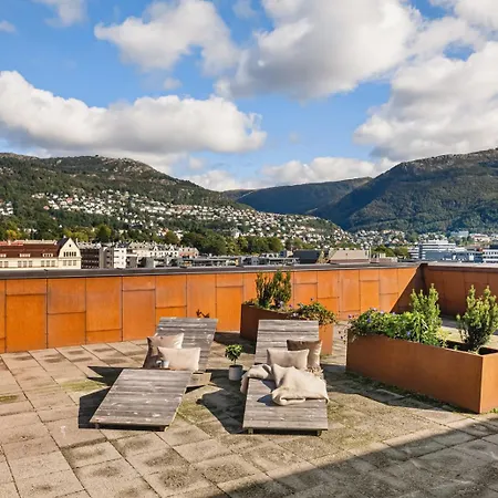 I Topp Etasje Med Flott Stor Felles Takterrasse Διαμέρισμα *
